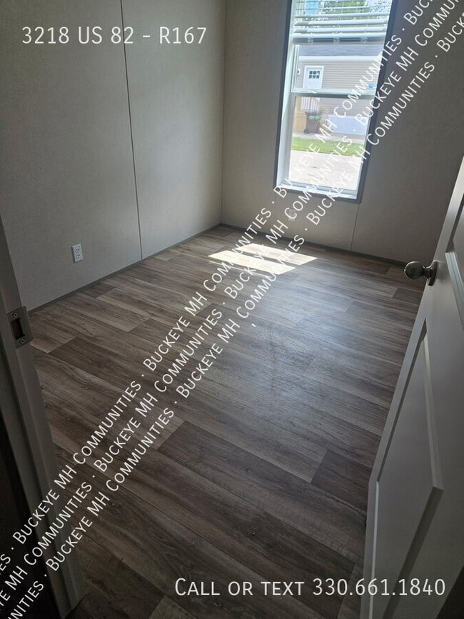 Building Photo - 3218 OH-82