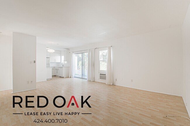 Building Photo - 1327 Laurel Ave