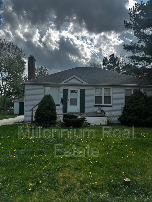 Primary Photo - 19474 Eastwood Dr
