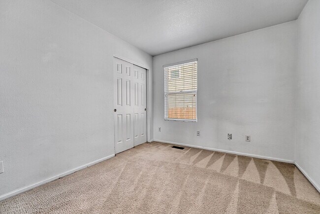 Building Photo - $2,650, 4-bed, 3-bath, 2175 sq ft ranch st...
