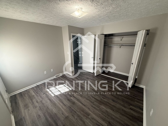 Building Photo - 1645 Foxhaven Dr