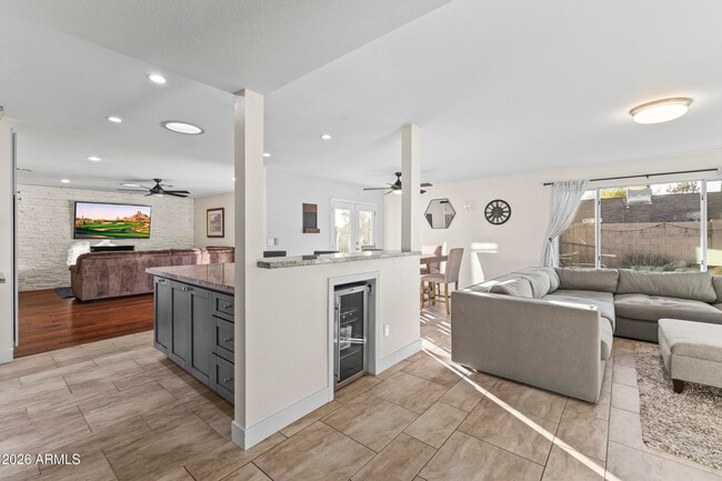 Building Photo - 5245 E Acoma Dr