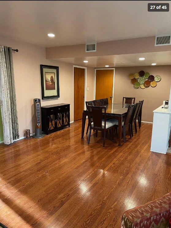 Building Photo - 1085 Riviera Dr