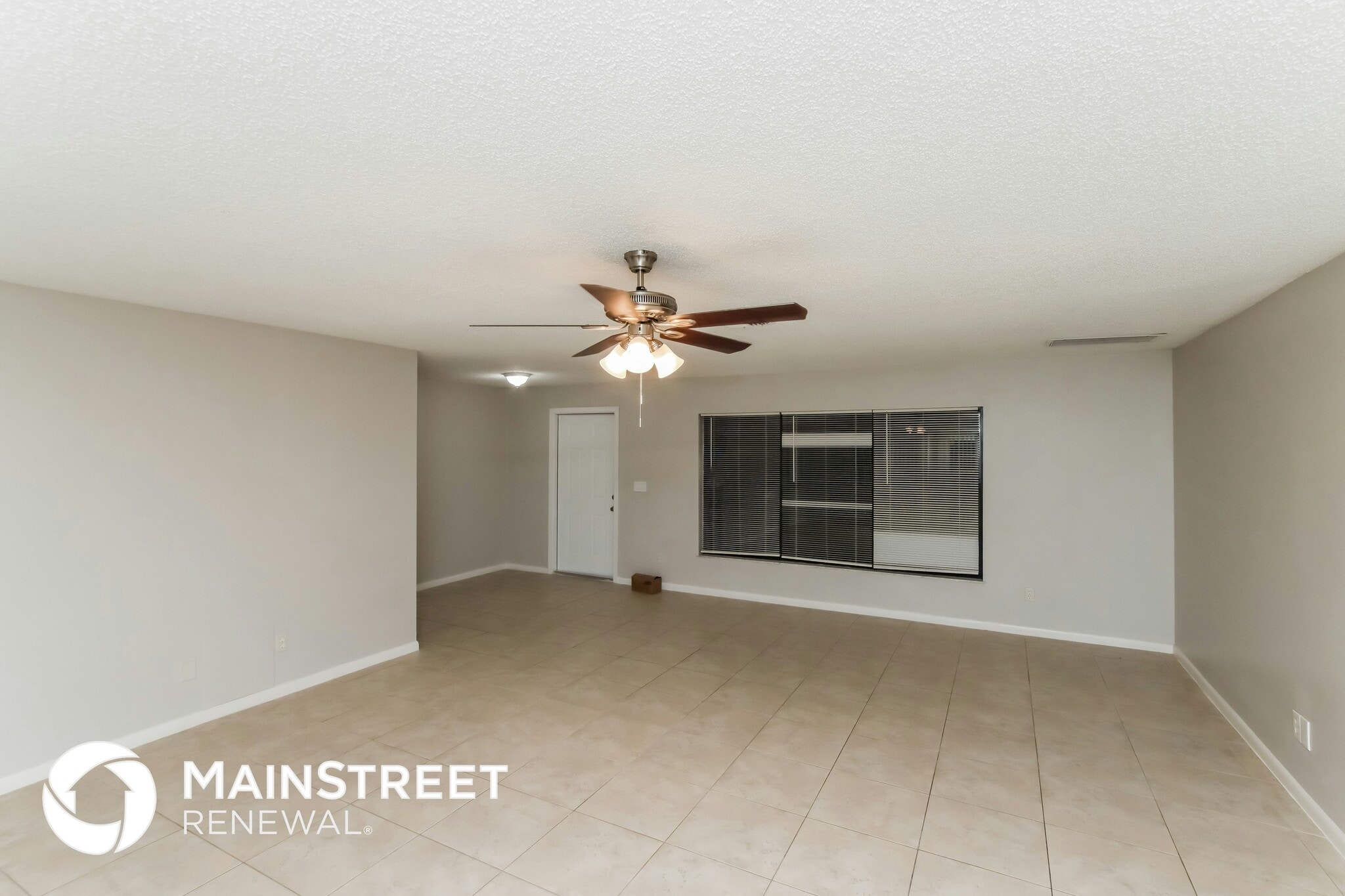 Building Photo - 2025 55th Ave