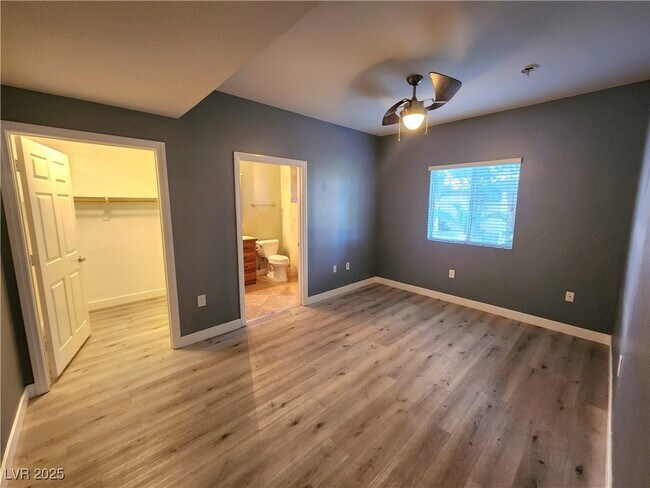 Building Photo - 5250 S Rainbow Blvd