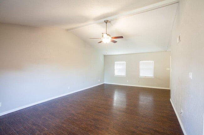 Building Photo - 5713 Baker Dr