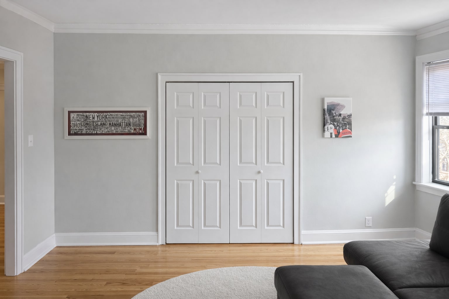 Building Photo - 3610 N Claremont Ave