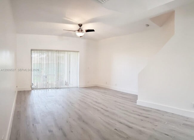Building Photo - 16691 Hemingway Dr