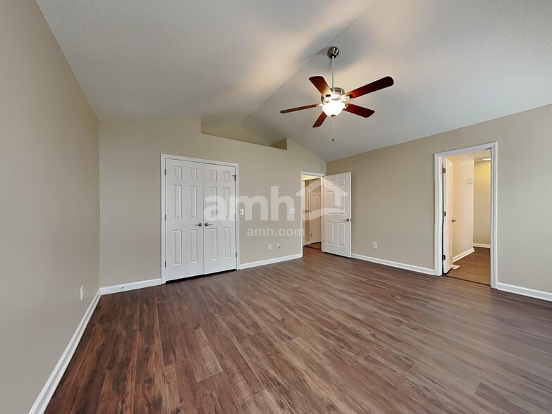 Building Photo - 3111 Brookrun Dr