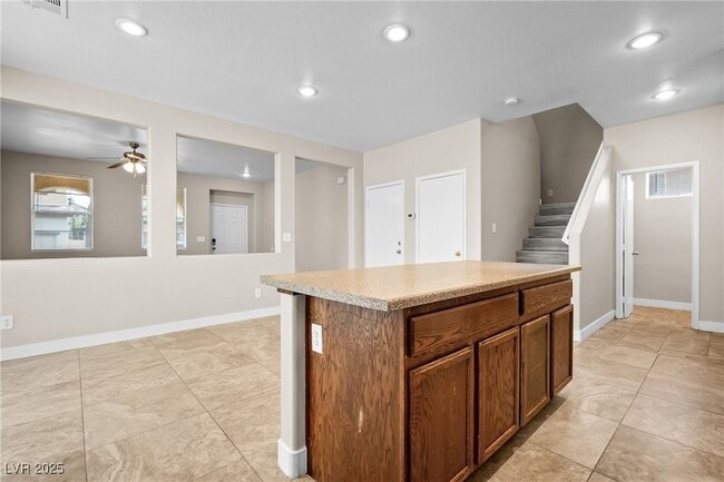 Building Photo - 6743 Winding Wood St