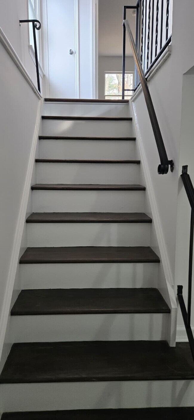 Building Photo - 5 Union St