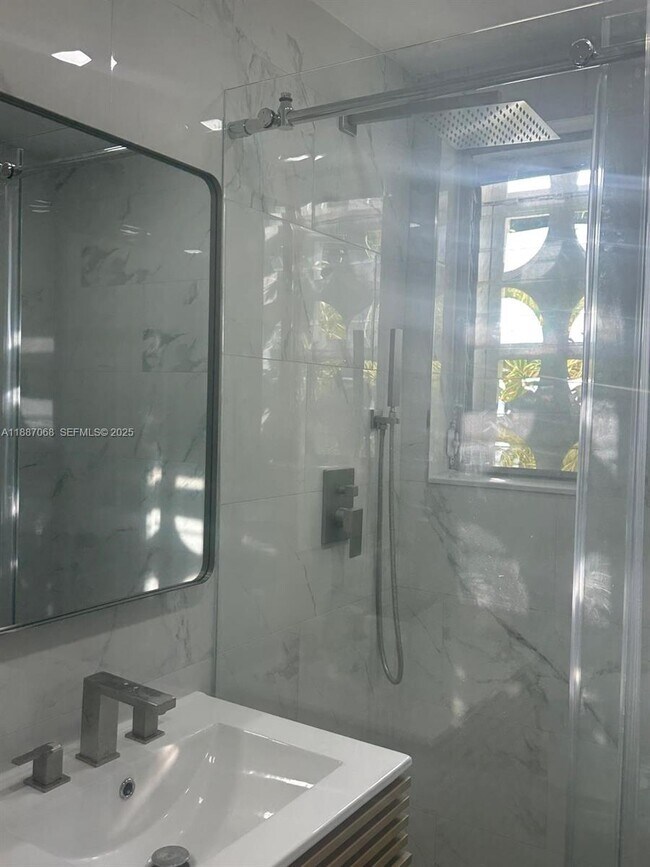 Building Photo - 6805 Abbott Ave