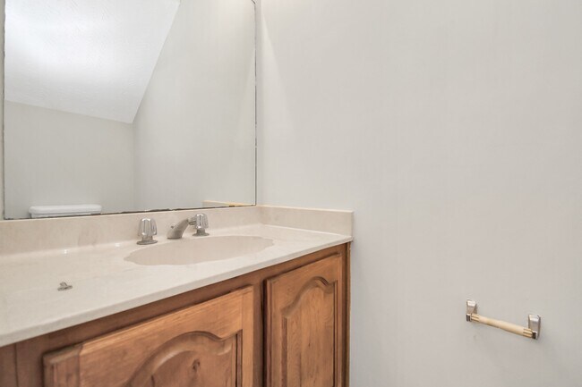 Building Photo - 14810 Cypress Ridge Dr