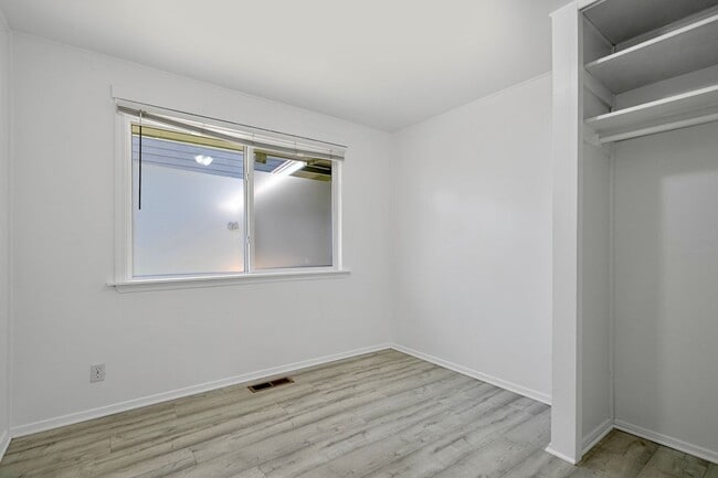 Building Photo - Beautiful 4bed 2bath Home in Renton