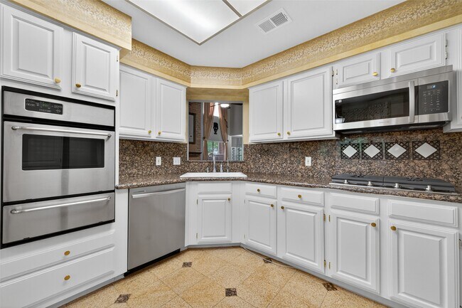 Building Photo - 2803 Randons Bell Dr