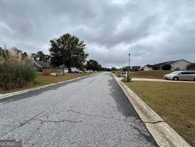 Building Photo - 330 Anchors Way