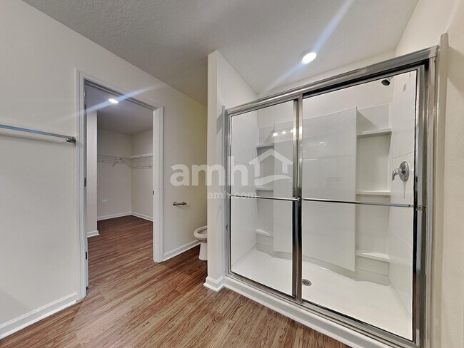 Building Photo - 8716 Layalie Way