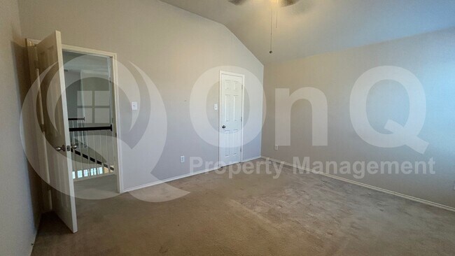 Building Photo - 9537 Navarro St