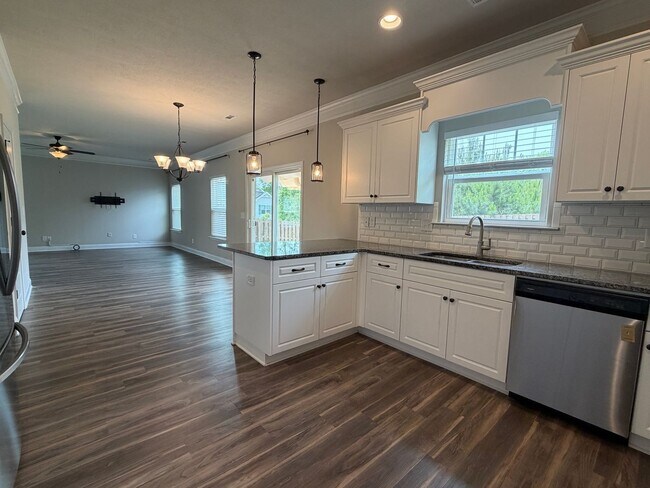 Building Photo - Gregory Landing - Aiken County