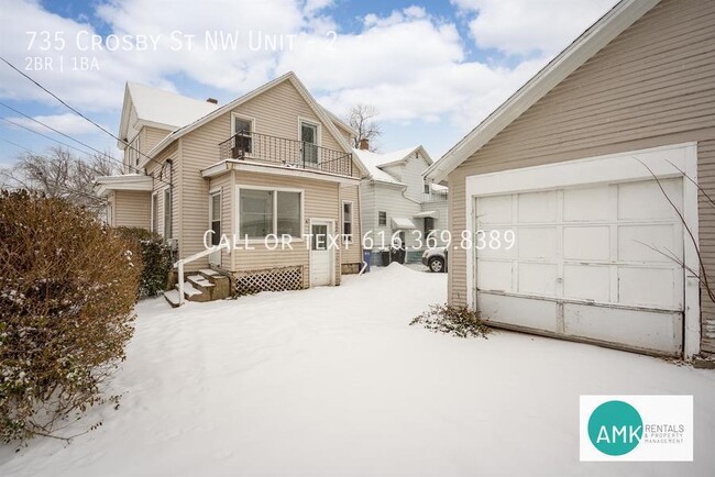 Building Photo - 735 Crosby St NW