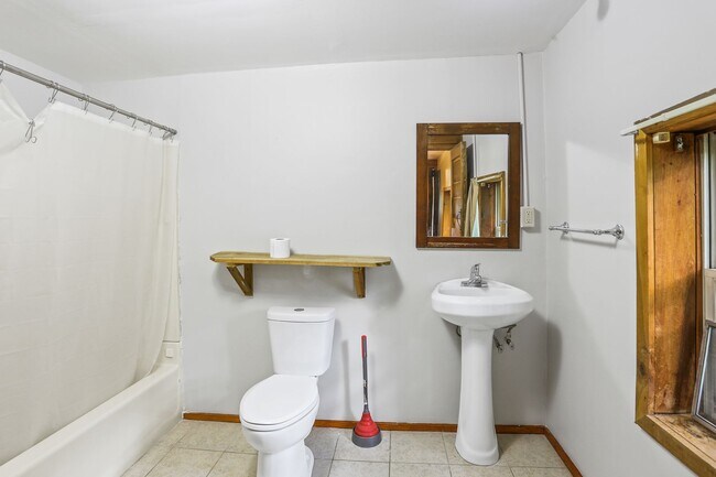 Building Photo - 9625 Hoffman Seachrist Road, Walkersville,...
