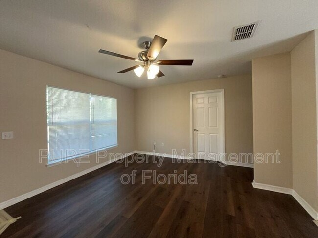 Building Photo - 7128 SE 124th Ln