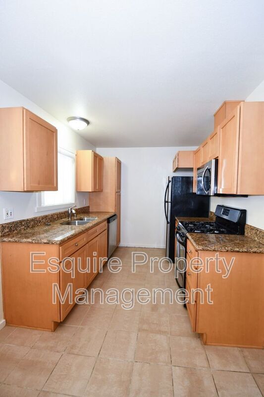 Building Photo - 5009 Nautilus St