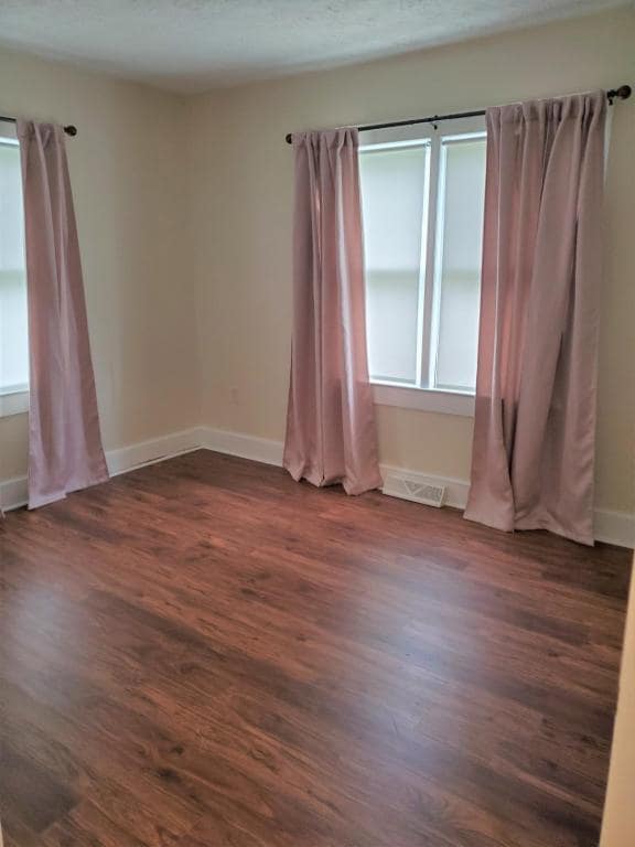 Building Photo - 605 Pocahontas St