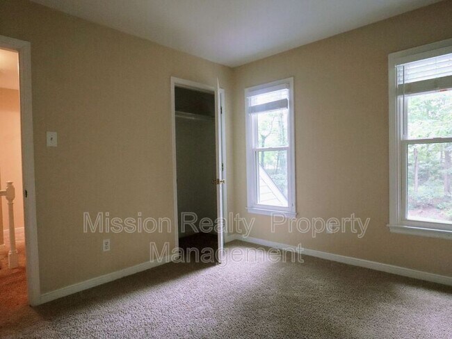 Building Photo - 13701 Arrowood Ct