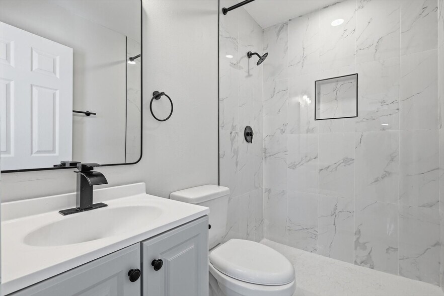 Building Photo - 2859 Marjorie Ave