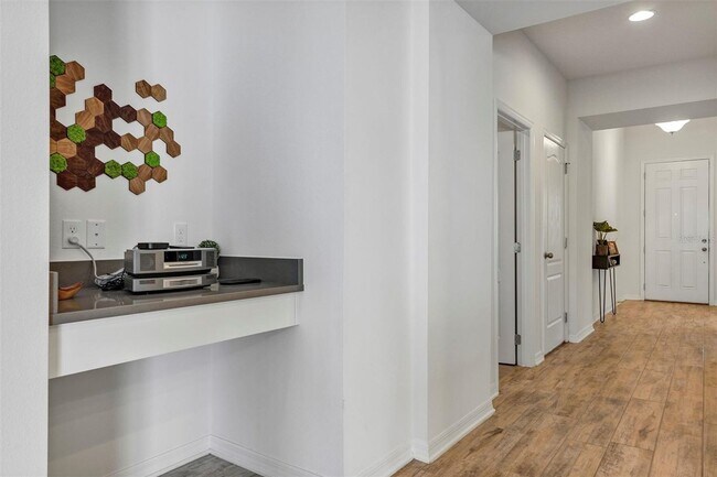 Building Photo - 2163 Bay Line Rd