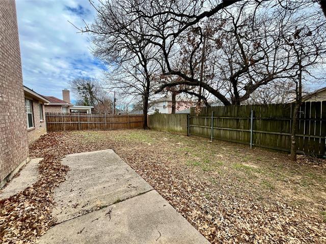 Building Photo - 1109 Hidden Glade Dr