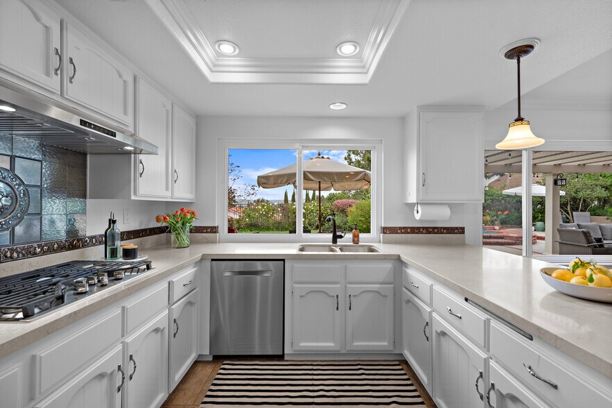 Building Photo - 784 S Goldfinch Way