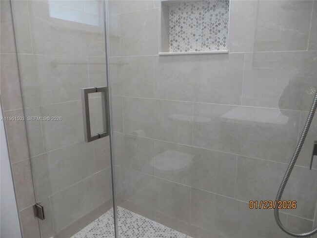 Building Photo - 7435 SW 22nd St