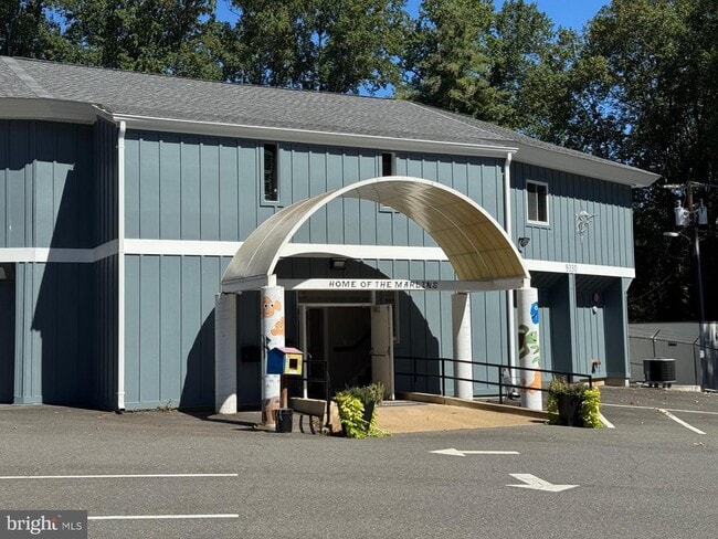 Building Photo - 3300 Prince William Dr