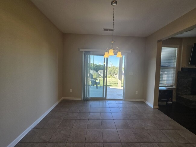 Building Photo - Beautiful Home located in Bridge Pointe Ne...