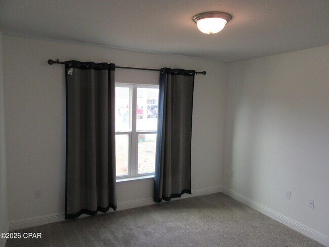 Building Photo - 3836 Redbud Wy