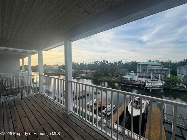 Building Photo - 6891 Clark St