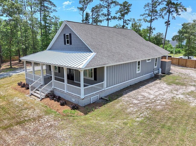 Building Photo - 612 Forest Sound Rd