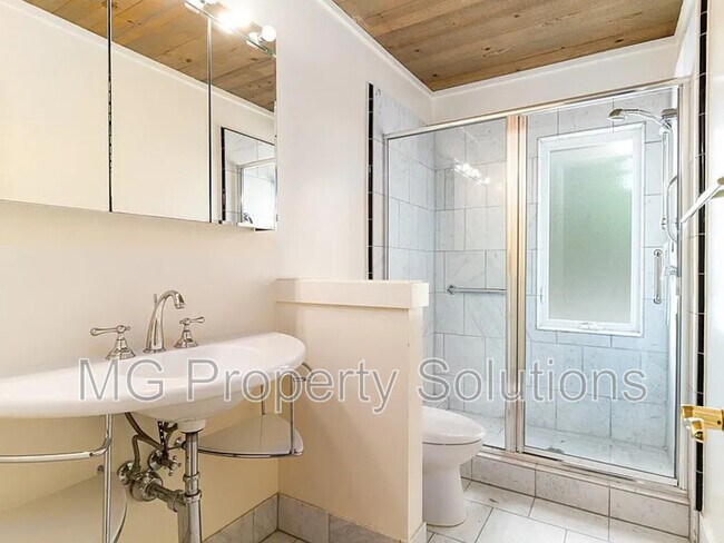 Building Photo - 27 Niven Way