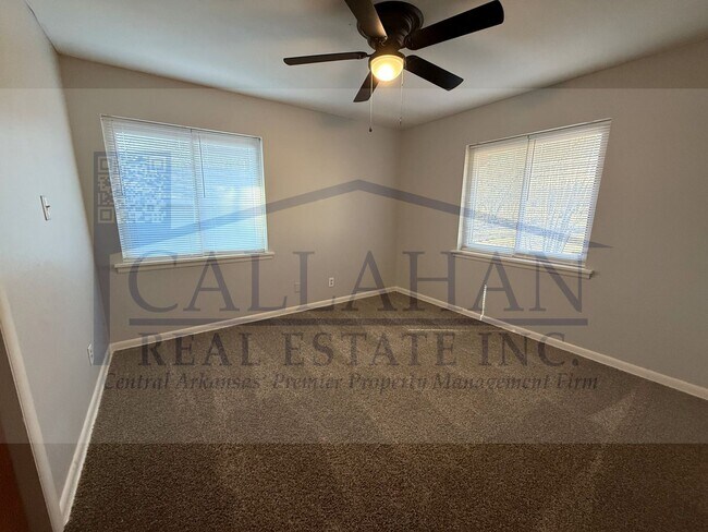 Building Photo - 4417 Hazelwood Rd