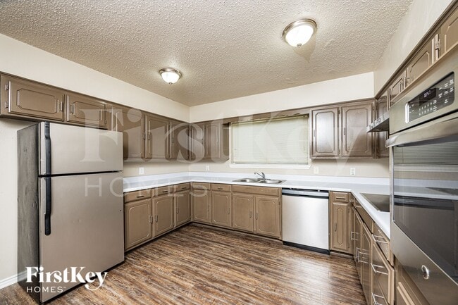 Building Photo - 2912 Yorktown Rd