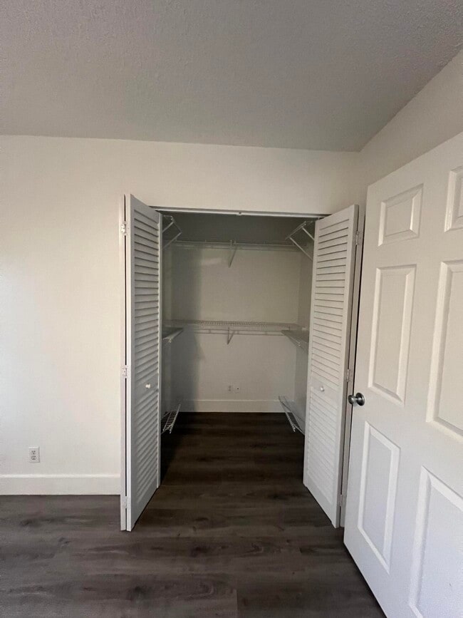 Building Photo - 1771 Harborside Cir