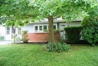 Building Photo - 25 Martindale Dr