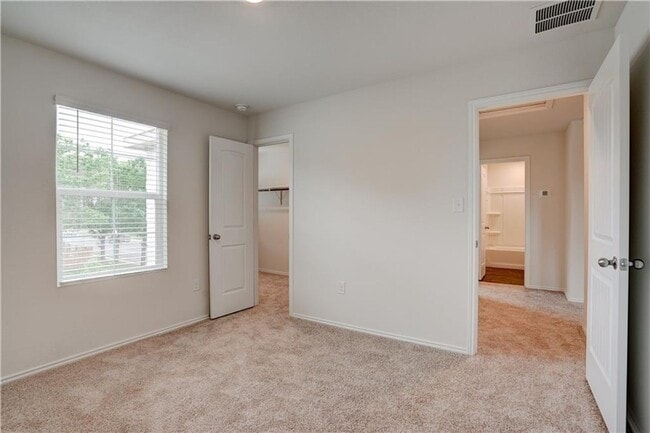 Building Photo - 14500 Fitzgibbon Dr