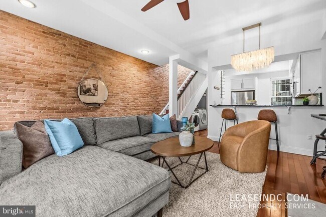 Building Photo - 1608 4th St NW