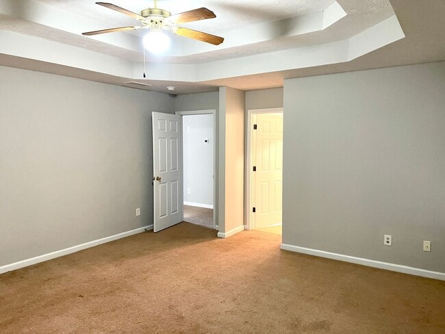 Building Photo - Welcome to this cozy and conveniently located 3-bedroom, 2.5-bathroom home in McDonough, GA.