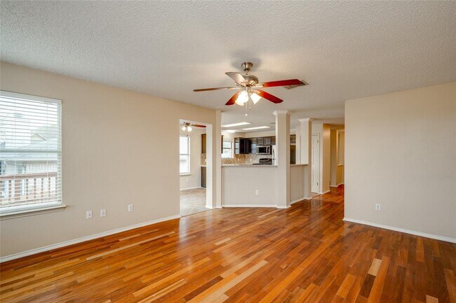 Building Photo - 3807 Eagles Nest St