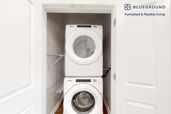 Building Photo - 332 Halstead Ave