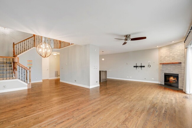 Building Photo - 3252 Cool Springs Ct